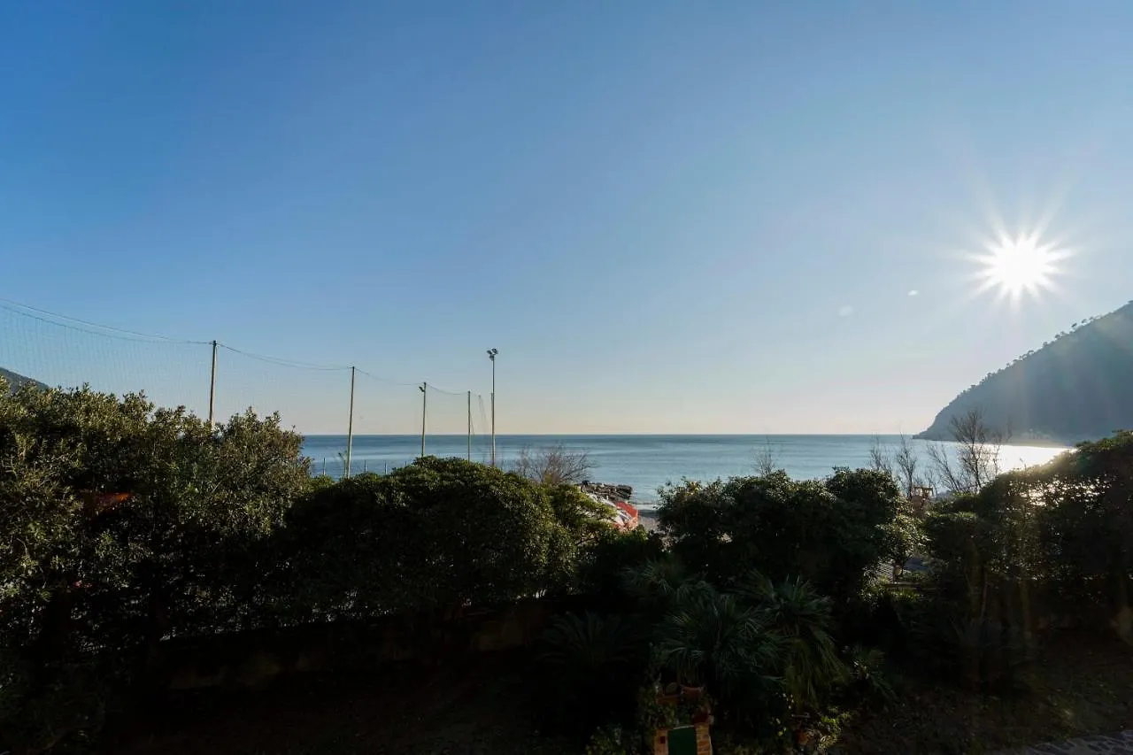 111 - Casa La Secca Vista Mare, 100Metri Dalla Spiaggia E Mare Moneglia Italien