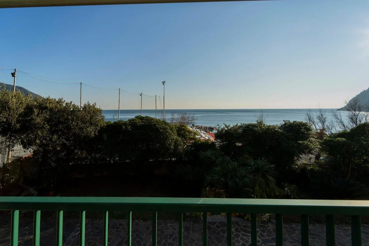 Lägenhet 111 - Casa La Secca Vista Mare, 100Metri Dalla Spiaggia E Mare Moneglia